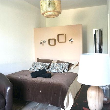 Chambre D'Hotes De La Savonnerie Venejan ภายนอก รูปภาพ